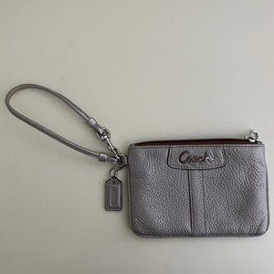 AUTHENTIC COACH SMALL WRISTLET, SILVER